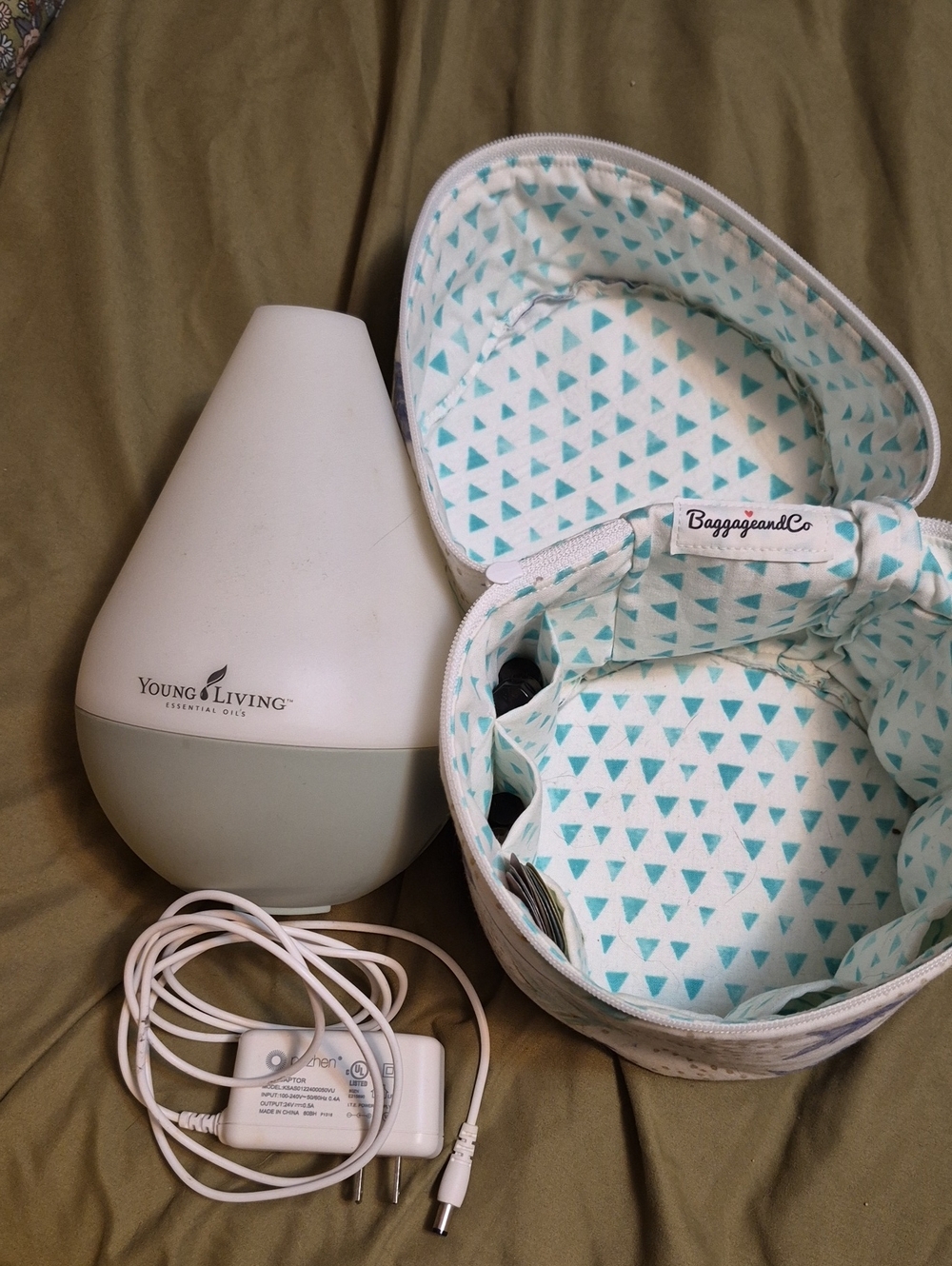 Young Living White and Light Green Essential Oil Diffuser
